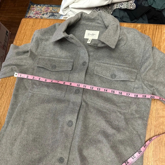 Jessica Simpson NWT Romi long gray flannel button up sz Medium 20” p2p - Picture 7 of 9